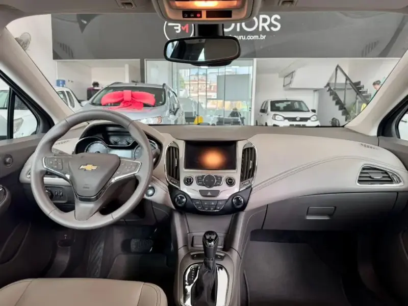 Cruze Sedan - Foto