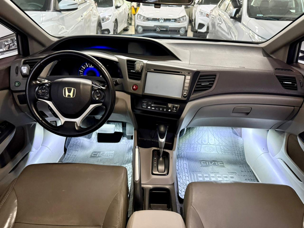Civic - Foto