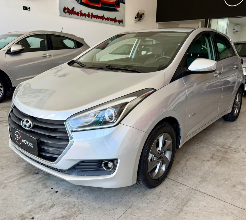 HB 20 Hatch - Foto